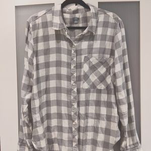 Grey and White Buffalo plaid flannel with silver thread detail (USXL)